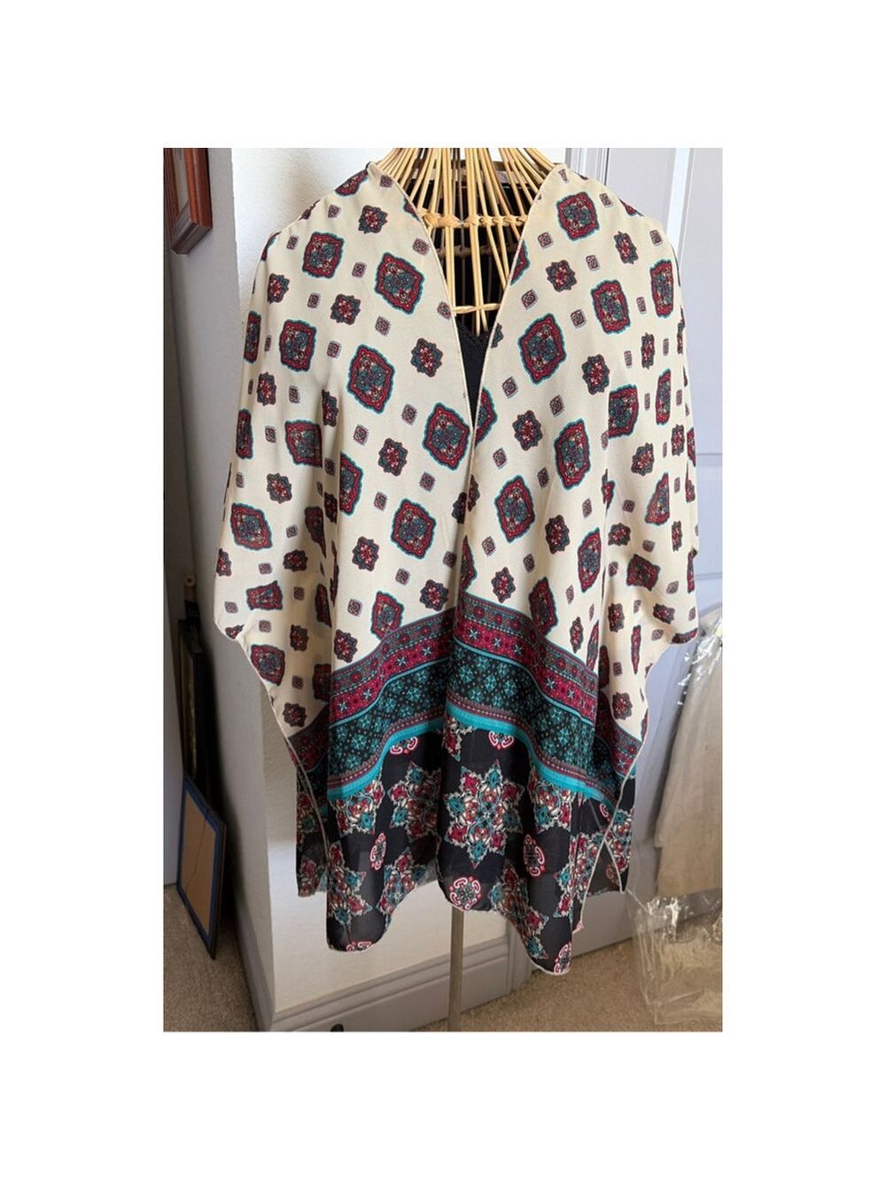 Women's Live 4 Truth Beige & Black Patterned Kimono Shrug, Size L #0050